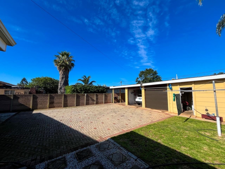 3 Bedroom Property for Sale in Manor Heights Eastern Cape